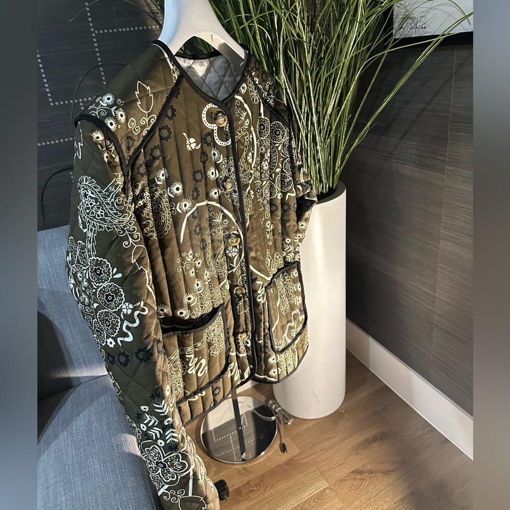 Olive Patterned Women's Jacket - image 2